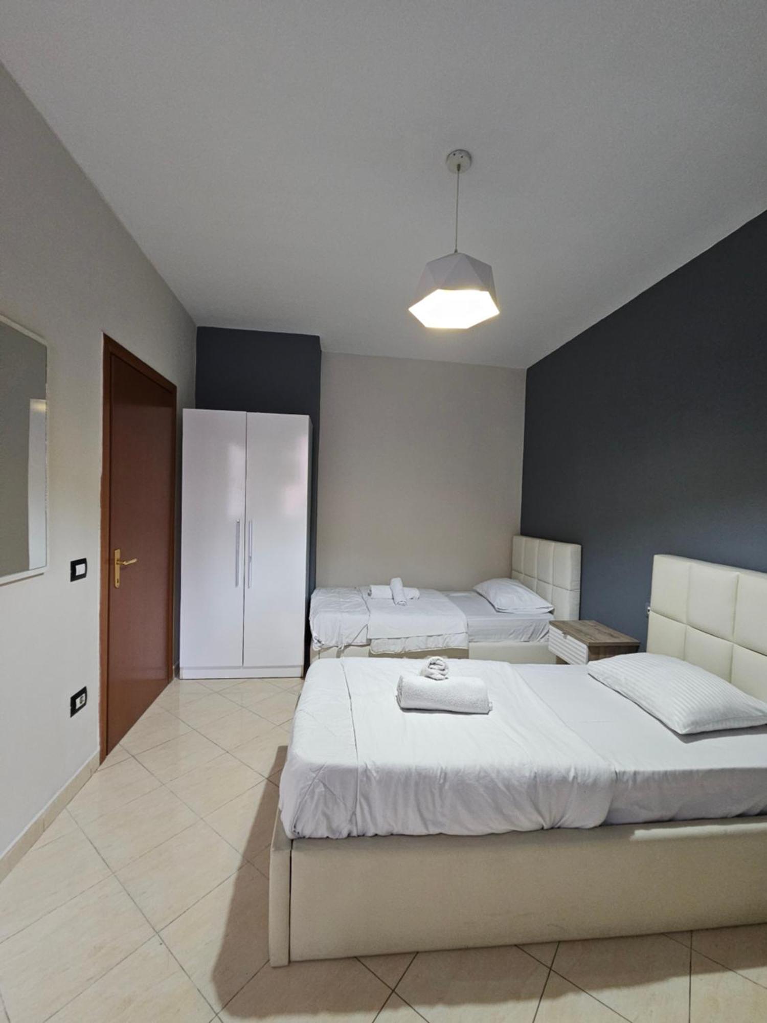 Aura Skanderbeg Square Apartments 地拉那 外观 照片
