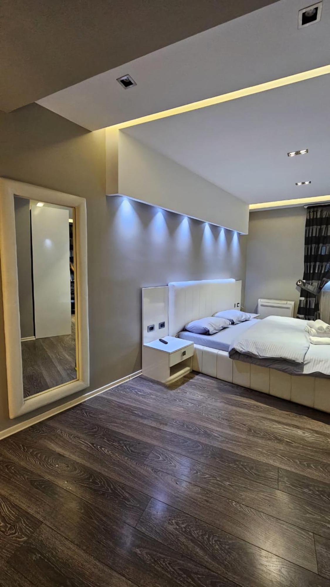 Aura Skanderbeg Square Apartments 地拉那 外观 照片